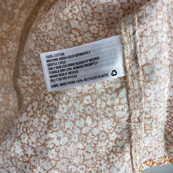 Universal Thread Yellow Floral Top Sz L - Picture 7 of 8